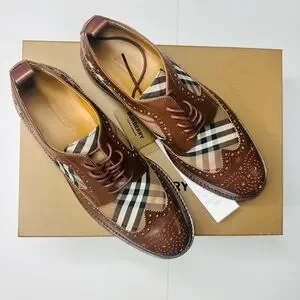 Burberry | Shoes | Burberry Brown Tan Oxford Shoes With  display picture 2